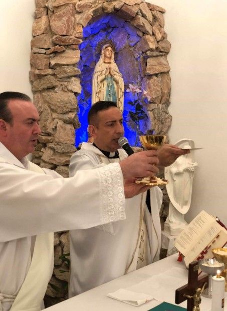 Infinita Misericordia - El Que Come Tu Carne Y Bebe Tu Sangre Tiene Vida Eterna