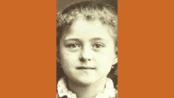 Santa Teresa del Niño Jesús, virgen carmelita, doctora de la Iglesia, patrona de las Misiones